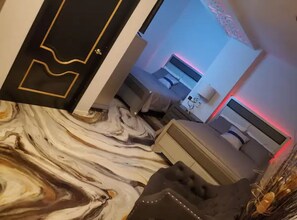 3 habitaciones, wifi gratis y ropa de cama