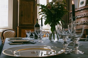 تناول الطعام