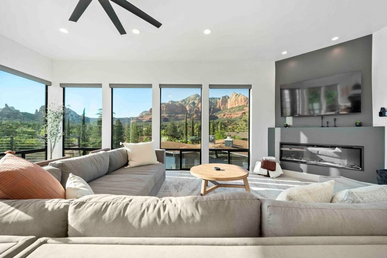 智能电视、壁炉