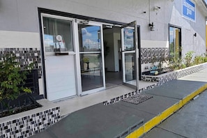 Exterior - Rodeway Inn Hattiesburg North (Hattiesburg)