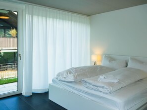 2 bedrooms, Internet