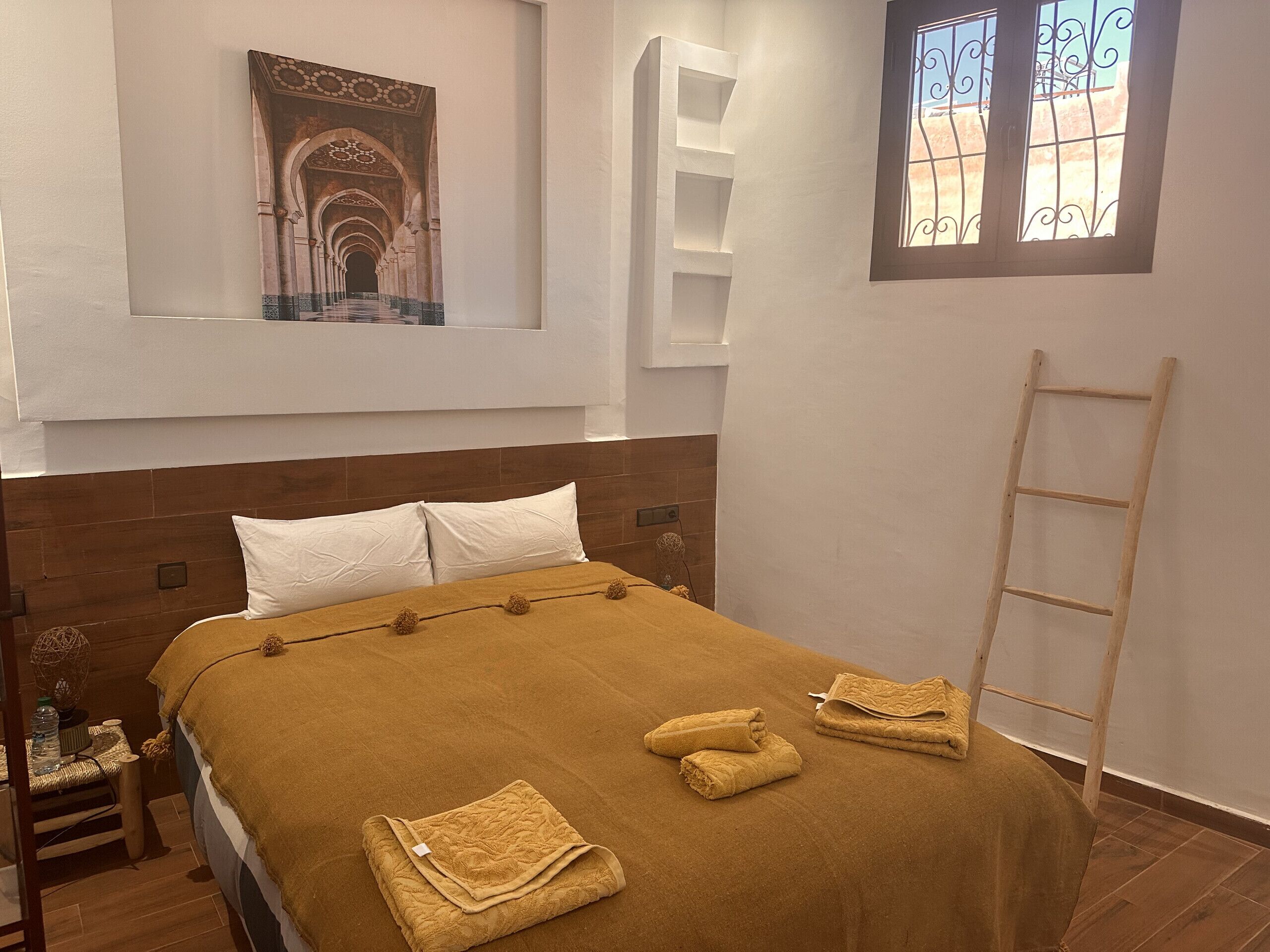 1 多间卧室、免费 WiFi、床单