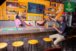 Restaurant - Hoima Breeze (Hoima)