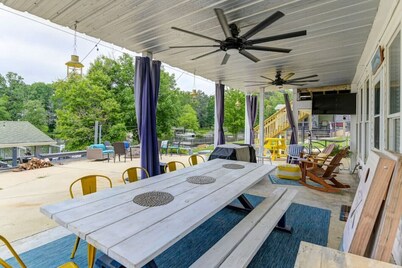 Murray Shores Getaway w/ Kayaks + Sea-Doo for Rent