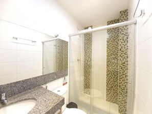 Comfort Apartment | Bathroom
