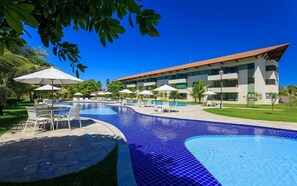 Unclassified image, 4 of 248, button - Flats à beira-mar no Carneiros Beach Resort (Tamandaré)