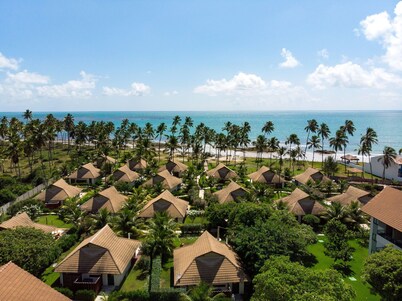 Flats à beira-mar no Carneiros Beach Resort