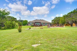 Exterior - Inviting Granbury Home w/ Fire Pit: 3 Mi to Lake! (Granbury)