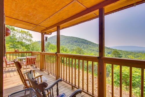 Cozy Lake Sardis Cabin w/ Stunning View!