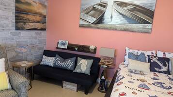 Iron/ironing board, free WiFi, bed sheets