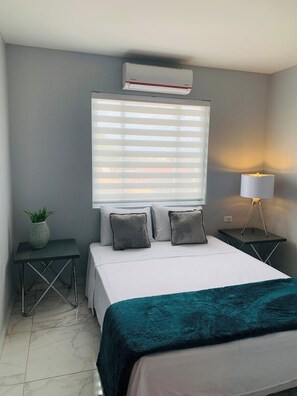 2 عدّة غرف نوم ومكواة/لوح كي وواي فاي