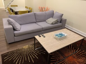 Smart TV, fireplace - Your away from home Oasis (Sterling)