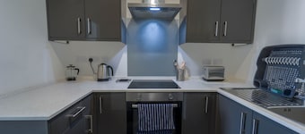 Captivating 1-bed Apartment, Merthyr Tydfil -