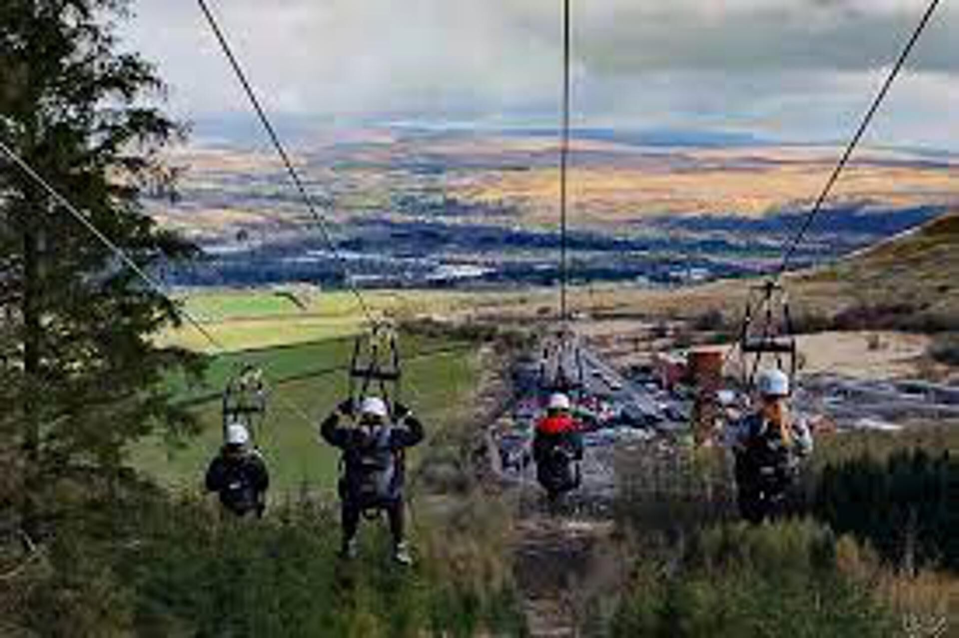 A cable car system with passengers.