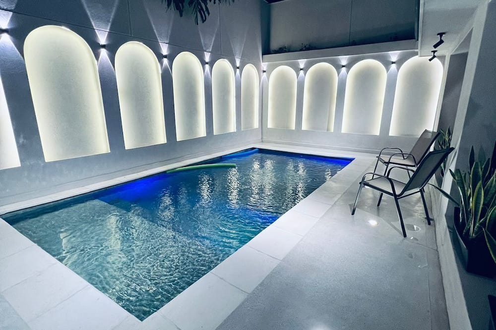 Luxury Home In Las Lomas