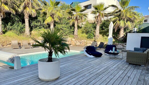 Outdoor pool, a heated pool