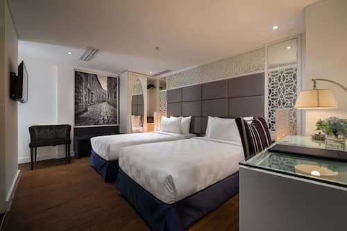 Camera Premium con letto matrimoniale o 2 letti singoli (Internal window) | Biancheria da letto di alta qualità, minibar, una scrivania