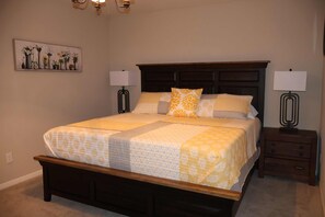 4 bedrooms, desk, iron/ironing board, free WiFi