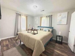 3 Schlafzimmer, Bügeleisen/Bügelbrett, WLAN, Bettwäsche