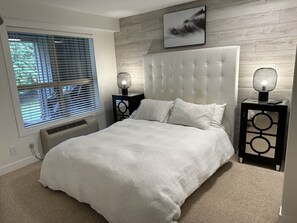 2 多间卧室、旅行婴儿床、WiFi、床单