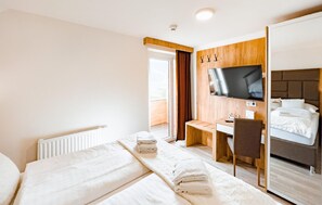 6 bedrooms, free WiFi - Stunning home in St. Michael im Lungau (St. Michael im Lungau)