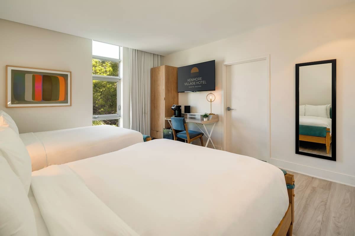 Hypo-allergenic bedding available, pillowtop beds, minibar, in-room safe