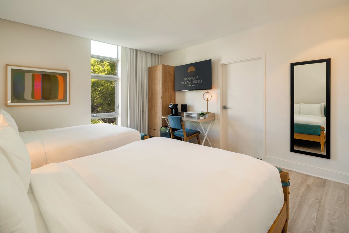 Hypo-allergenic bedding available, pillowtop beds, minibar, in-room safe