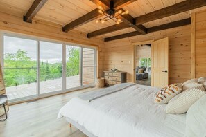 5 chambres, fer et planche à repasser, lit parapluie, Wi-Fi gratuit