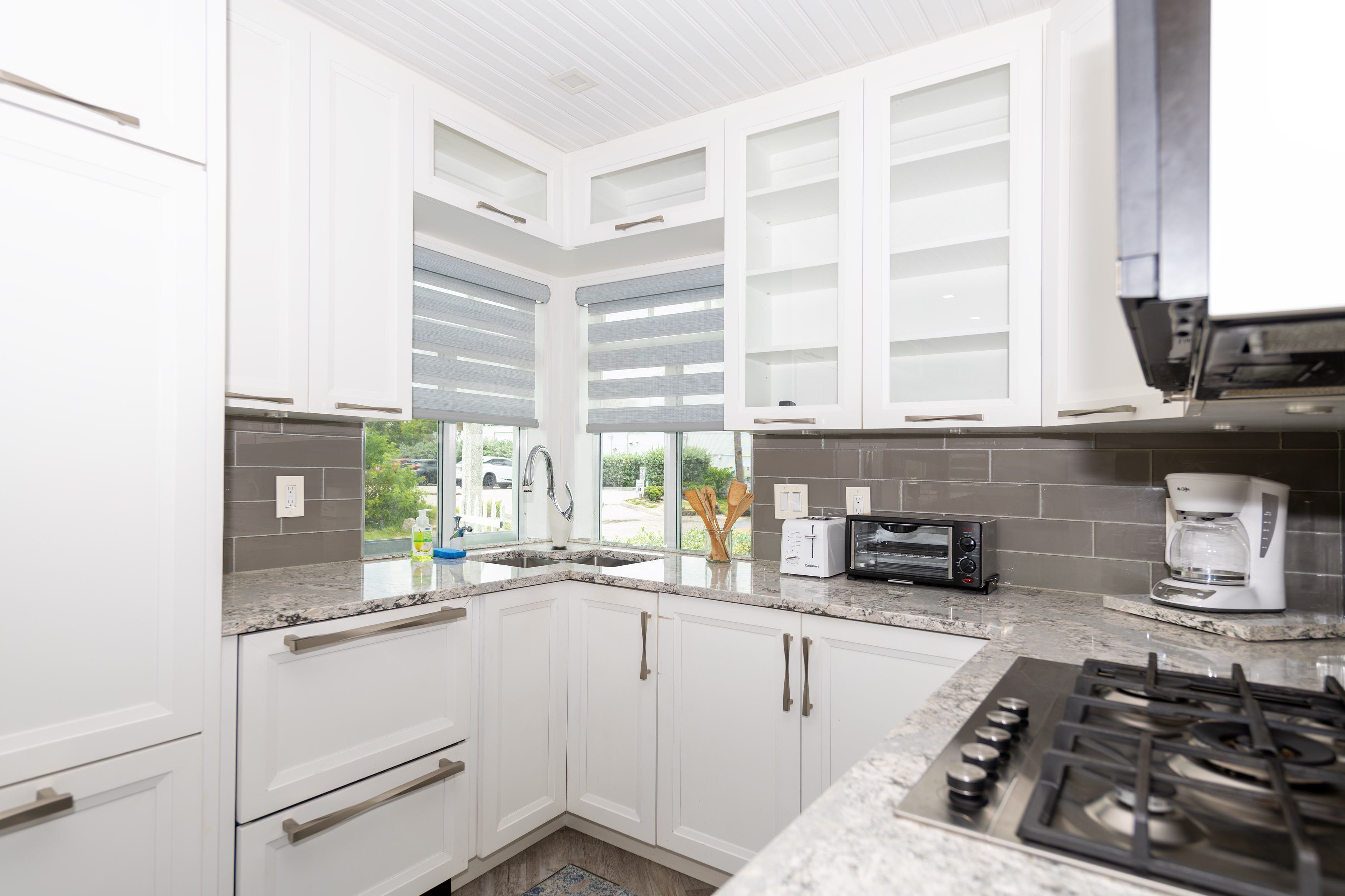 豪華公寓 | 高級寢具、書桌、隔音、免費無線上網