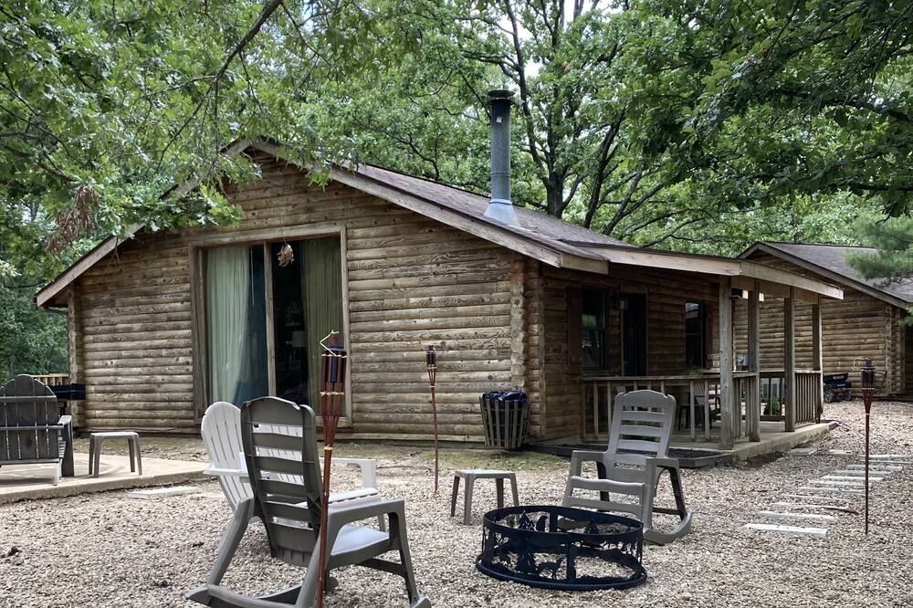Cabin w\/ high speed internet near lake Wappapello