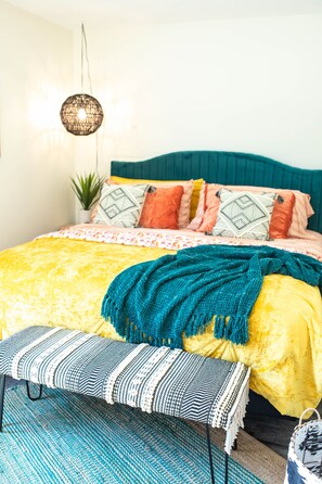 1 bedroom, iron/ironing board, WiFi, bed sheets