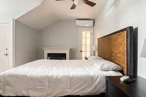 2 quartos, ferros/tábuas de passar roupa, Wi-Fi, roupa de cama