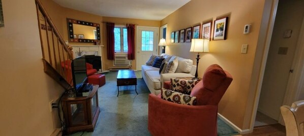 TV, fireplace, DVD player