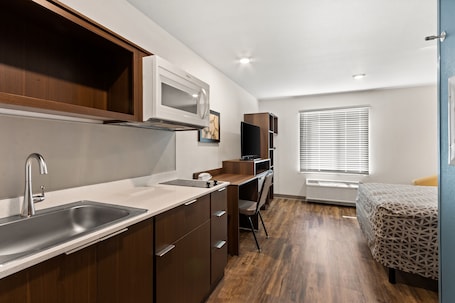 Suite, 1 Queen Bed, Non Smoking. Woodspring Suites Tolleson - Phoenix West