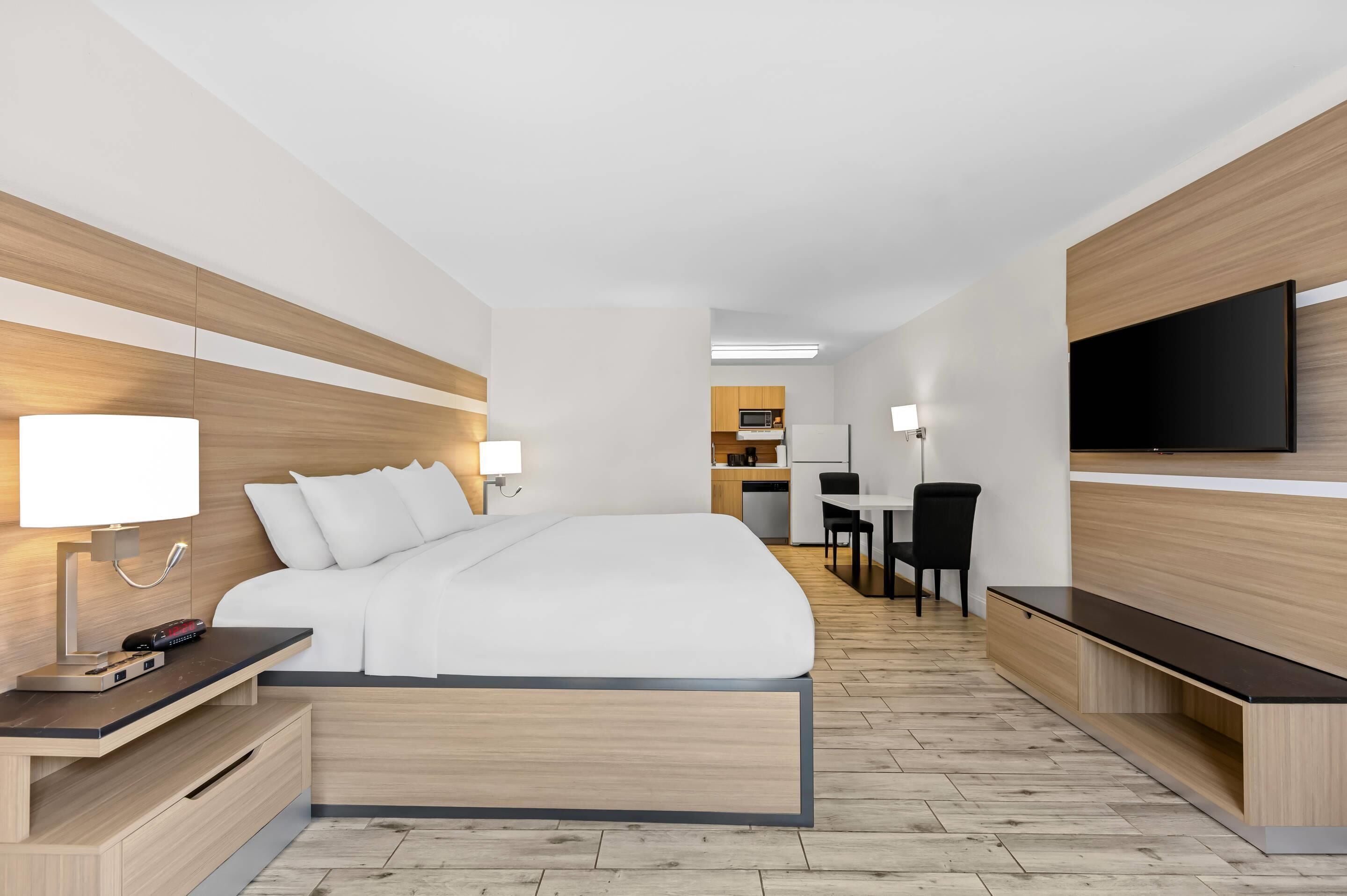Habitación, 1 cama King size, con acceso para personas discapacitadas, para no fumadores | Wifi gratis y ropa de cama 