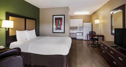 Mainstay Suites Knoxville - Cedar Bluff