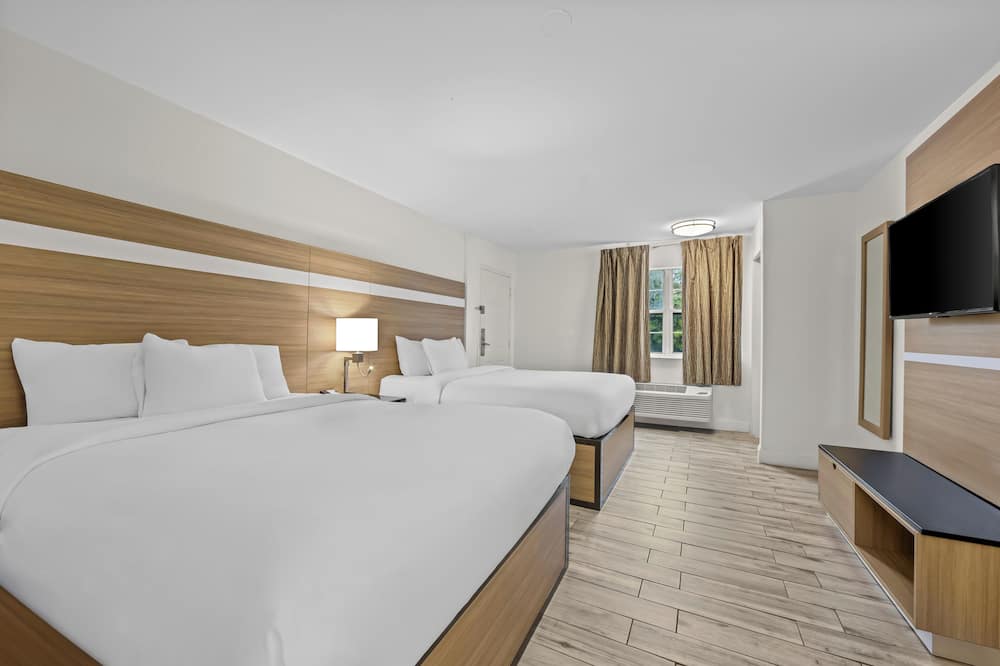 Mainstay Suites Knoxville - Cedar Bluff