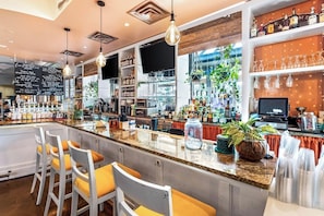 Bar (en la propiedad)