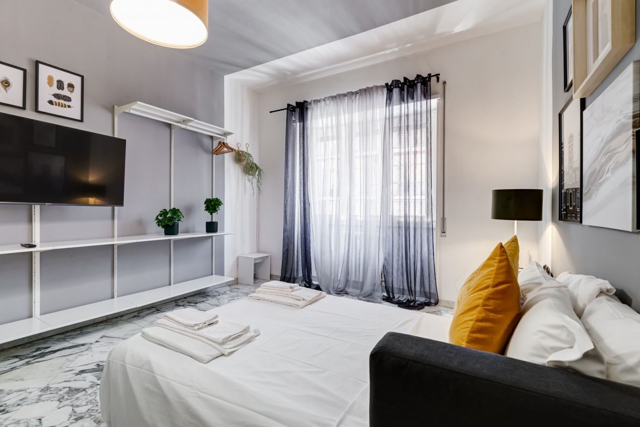 4 Schlafzimmer, Schreibtisch, Bügeleisen/Bügelbrett, Reisekinderbett