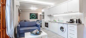 Escape to Your Private Oasis: Experience Living at Aroma#1 on Your Next Getaway!