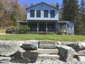 Exterior - Contention Cove (Surry)