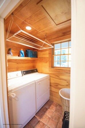 House, Multiple Beds, Fireplace, Ocean View | Interior
