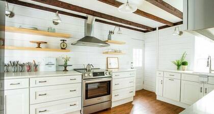 Deer Isle Farmhouse - New!