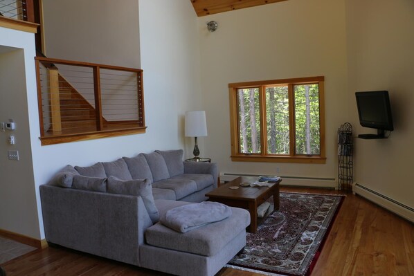 House, Multiple Beds, Ocean View | Living area