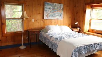 2 bedrooms, individually decorated, individually furnished, free WiFi