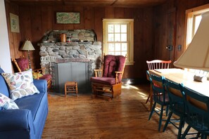 Ferienhaus, Mehrere Betten, Meerblick | Wohnbereich