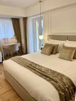 1 chambre, bureau, fer et planche à repasser, accès au Wi-Fi (inclus)