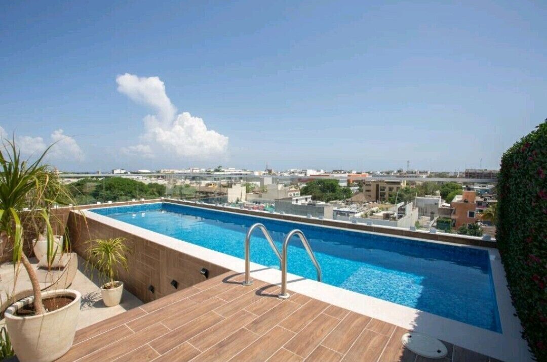 Piscine extérieure, piscine chauffée