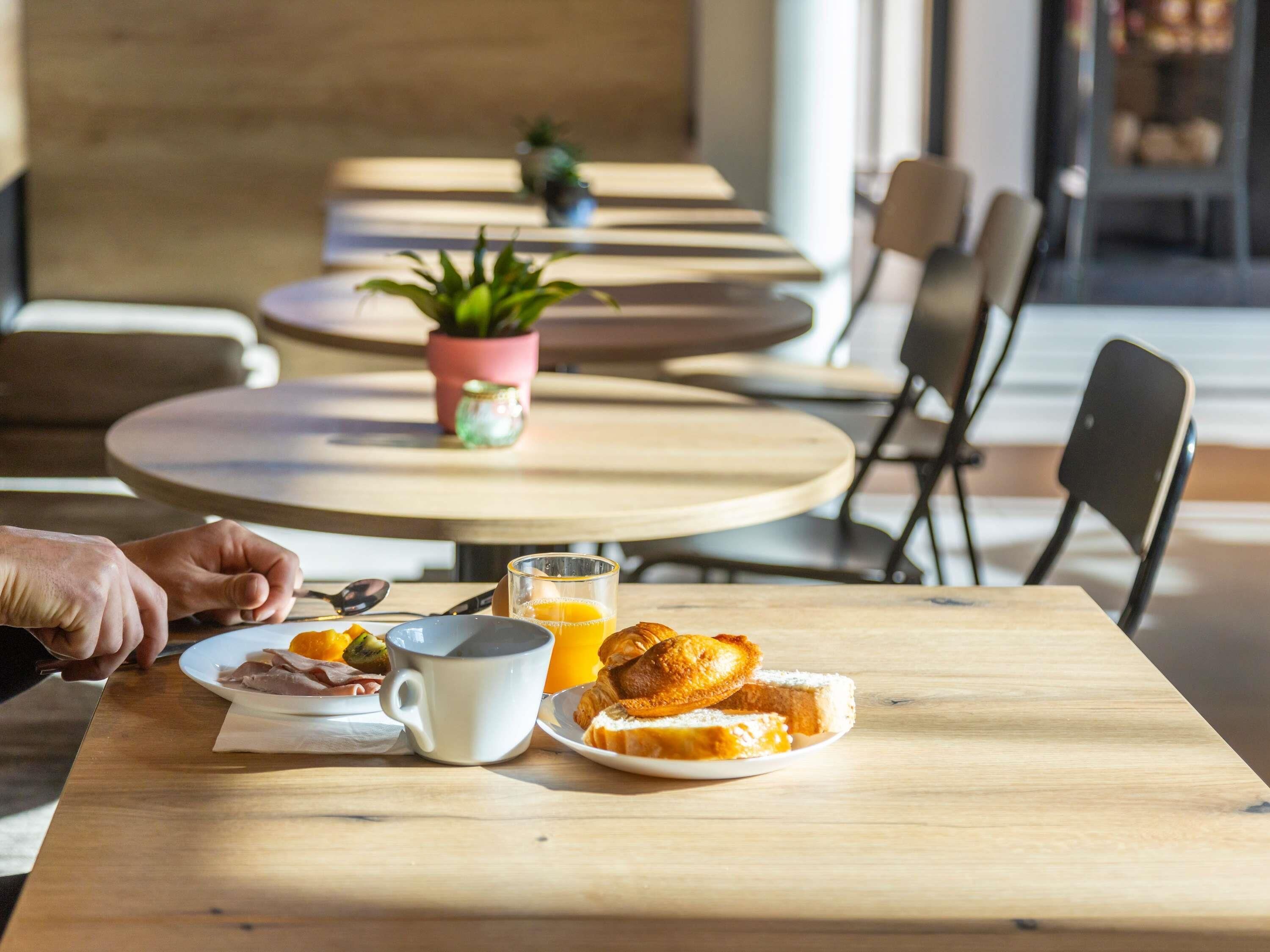 daily buffet breakfast (eur 13.50 per person)