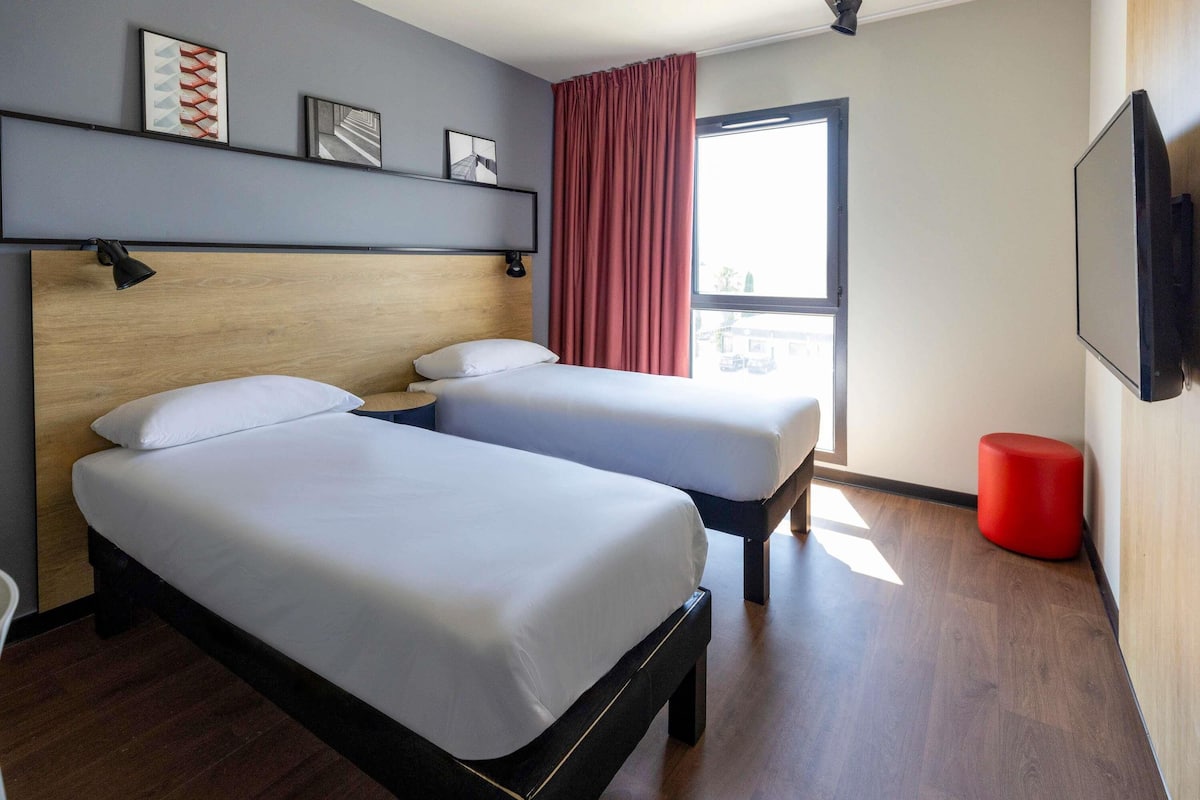 Standard Room, 2 Single Beds